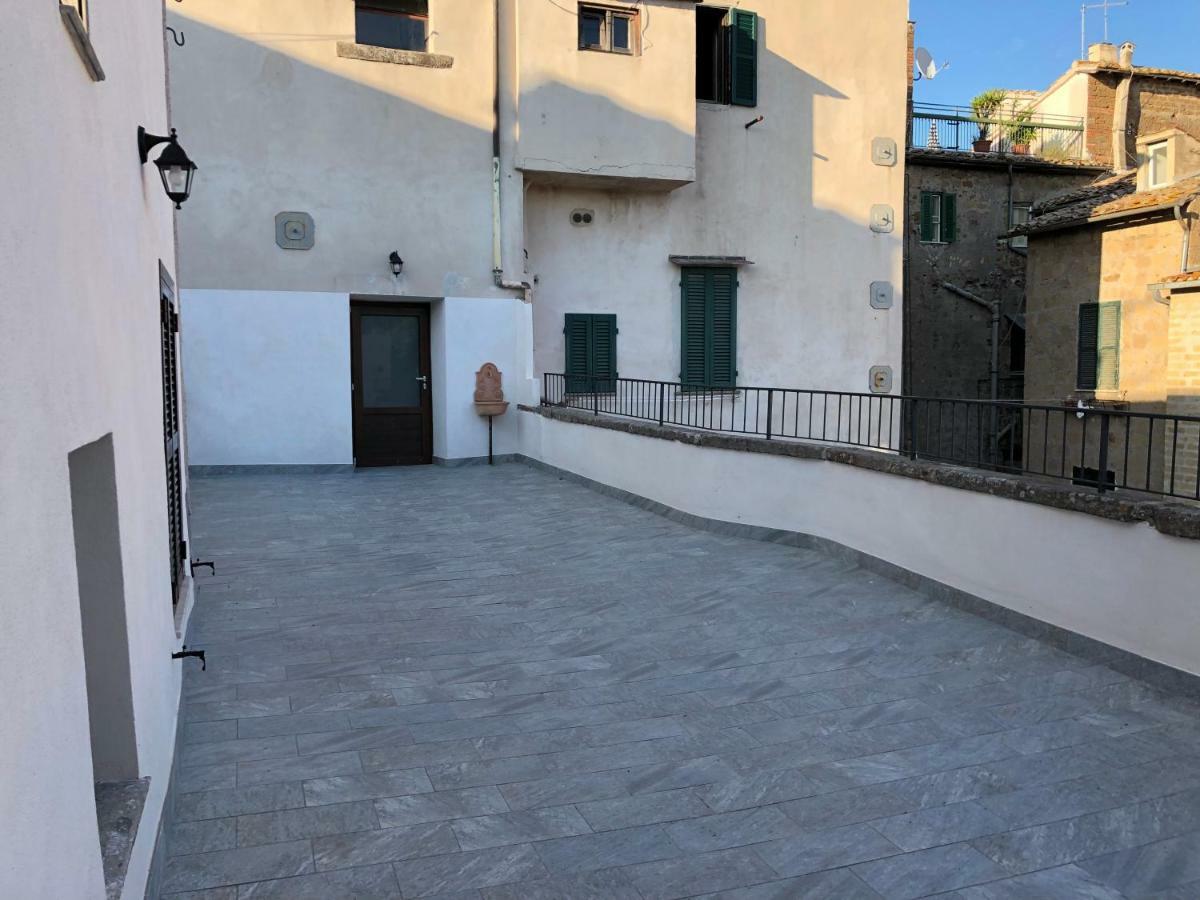Le Case Di Nonna Gina Capranica Luaran gambar