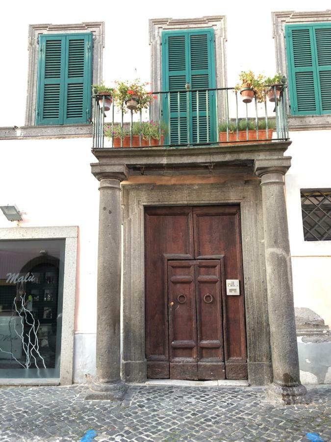 Le Case Di Nonna Gina Capranica Luaran gambar